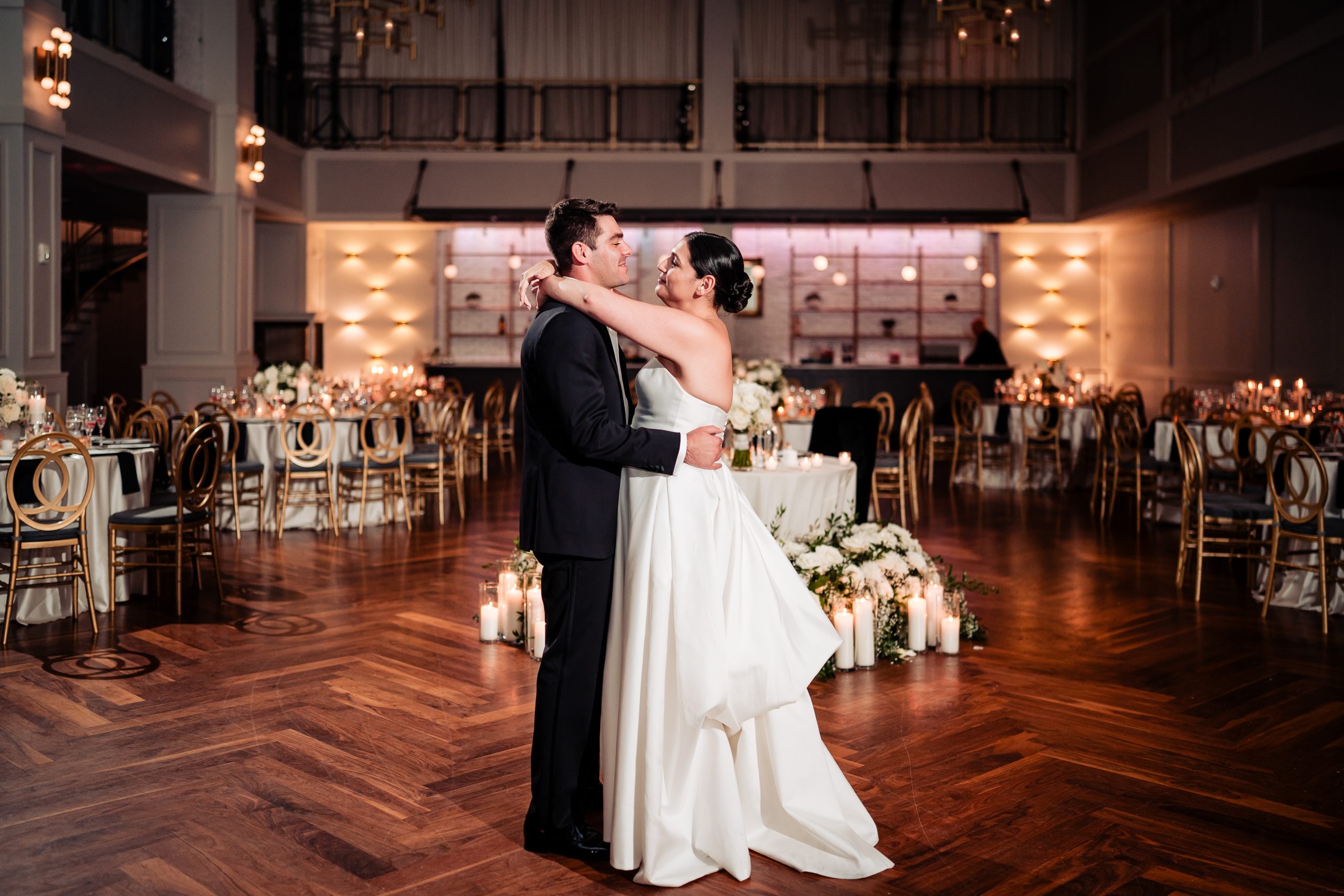 Robin Reeves Tyler Robin & Tyler | The Lucy by Cescaphe - New Pace Weddings