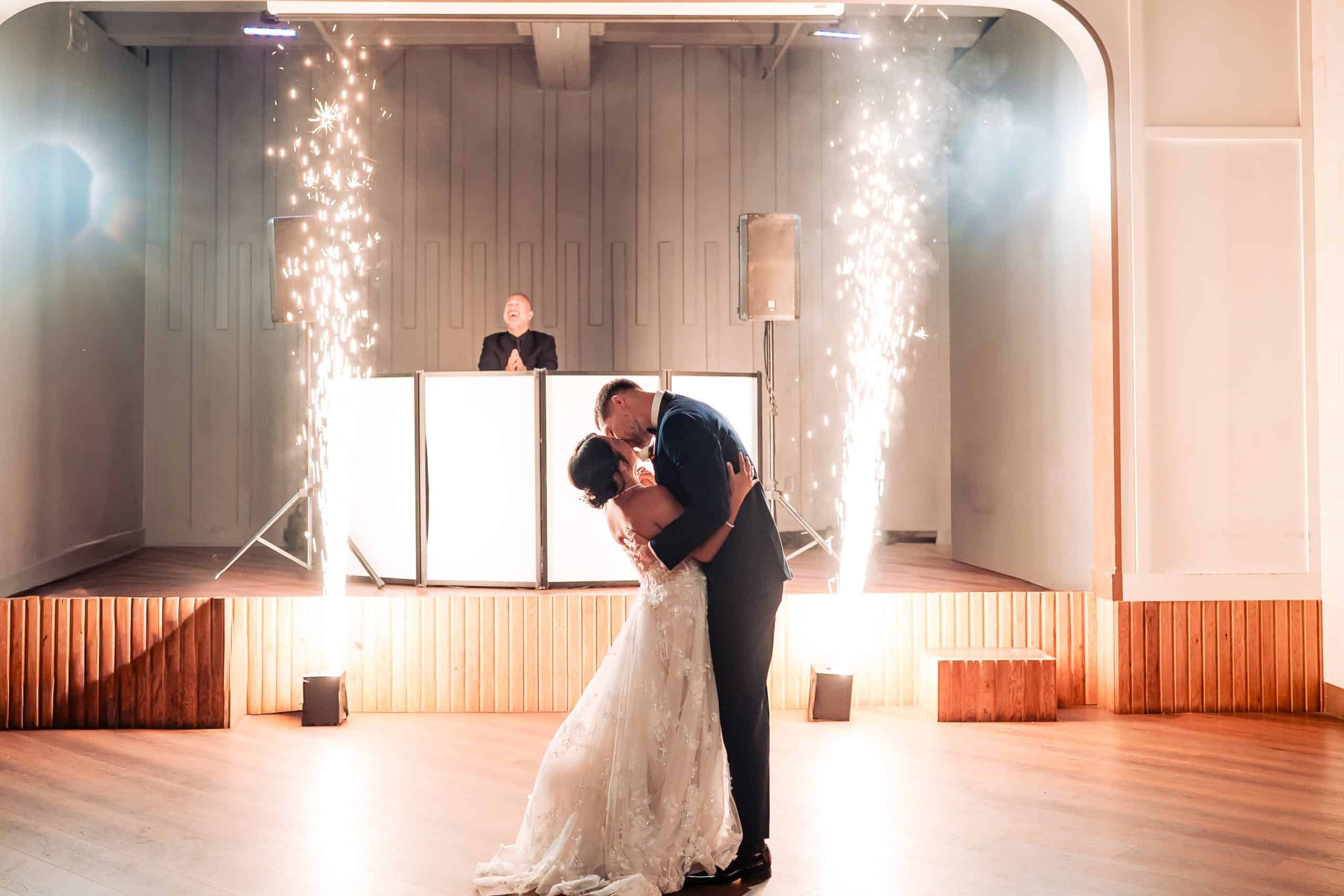 2025-09-20 Elizabeth-John Wedding SP-0048