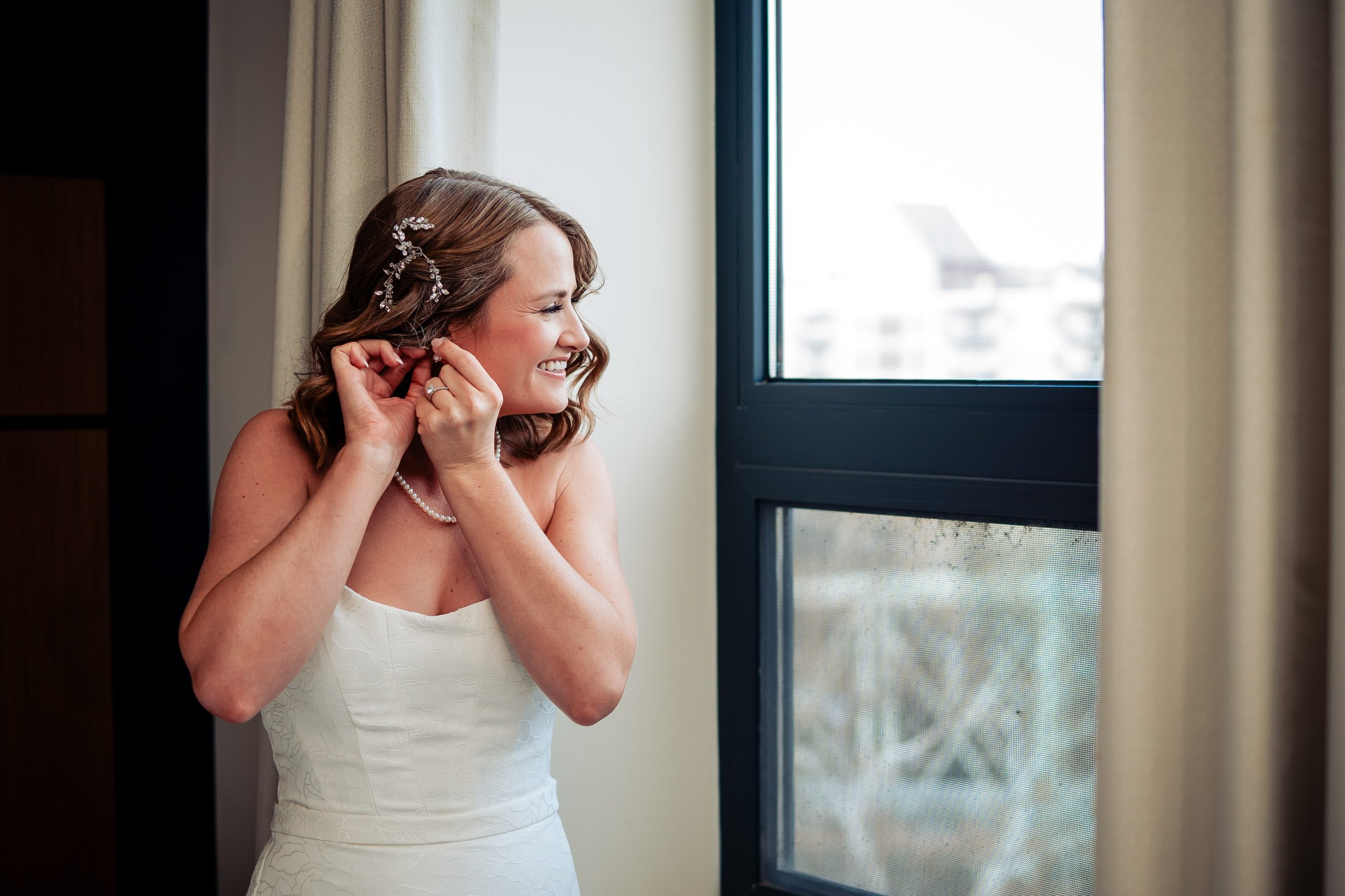 2025-12-13 Caroline-Jonathan Wedding SP-0006